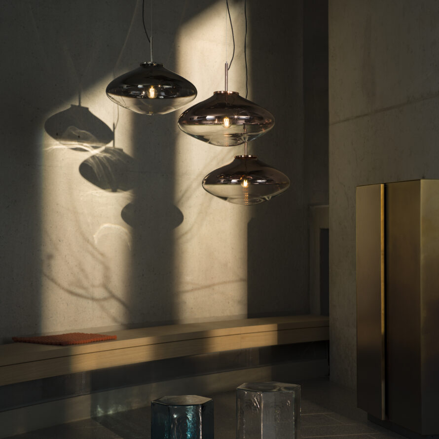 Disc_pendant_lighting_bomma_catalogue_2021_crystal_lighting