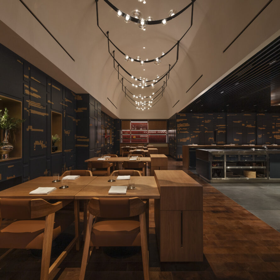 Dew_Drops_Atlantis the Palm Dubai_BOMMA_BishopDesign_FZN_DiningRoom_PH_NateleeCocks_039