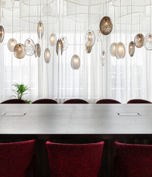 Mussels_JSK_office_Prague_ph_Filip Gyore