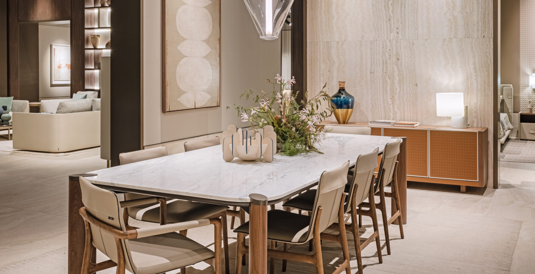 Buoy_Bomma_Turri_stand_SDM25 Kyma table & Nabi chair 01_ph_ftfoto