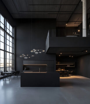 Bomma_Dew_drops_circle_dark_kitchen_loft